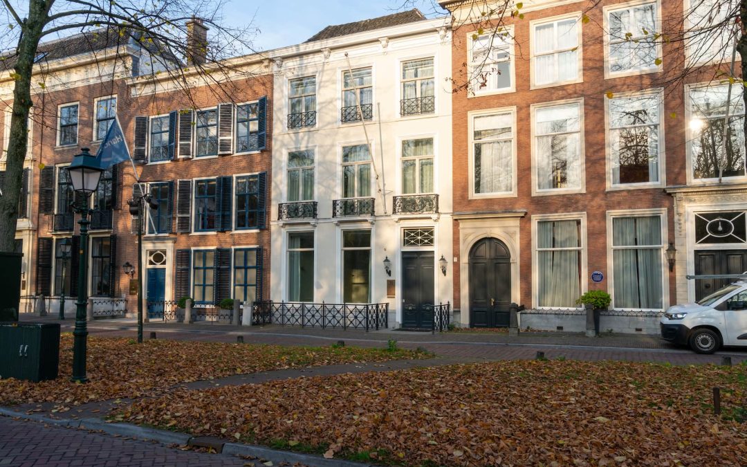 Hague Corporate Affairs huurt klassiek kantoorpand op Lange Voorhout